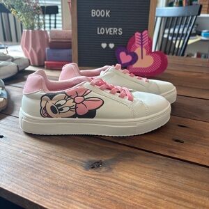 Kids Minnie Mouse Pink and White Sneakers